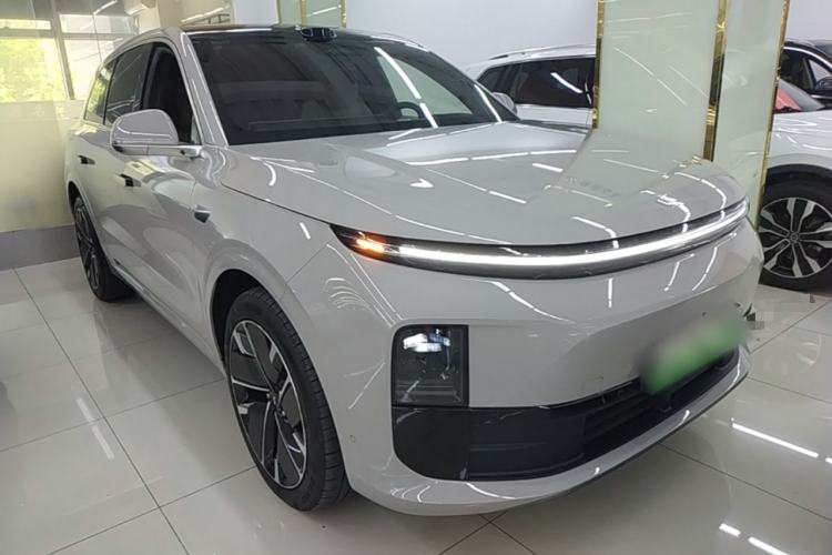 Used Li Auto L6 2025 Max Smart Refresh Edition Front Right 45 Deg