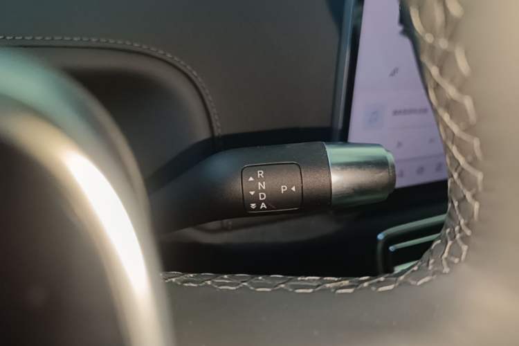 Used Li Auto L6 2025 Max Smart Refresh Edition Gear Lever