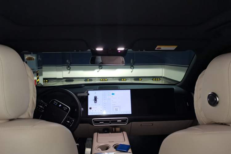 Used Li Auto L6 2025 Max Smart Refresh Edition Headliner