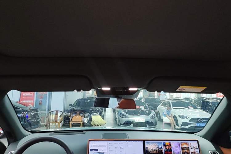 Used Li Auto L6 2025 Max Smart Refresh Edition Headliner
