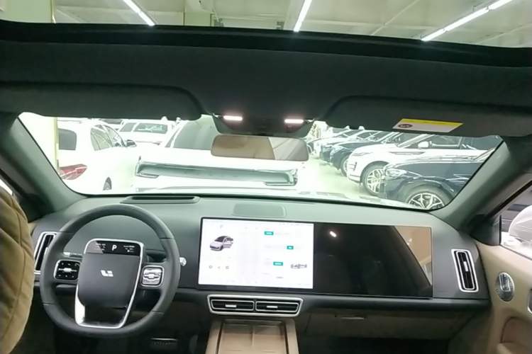 Used Li Auto L6 2025 Max Smart Refresh Edition Headliner