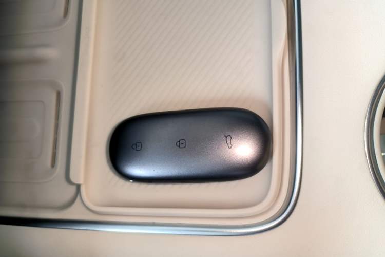 Used Li Auto L6 2025 Pro Smart Refresh Edition Interior 1