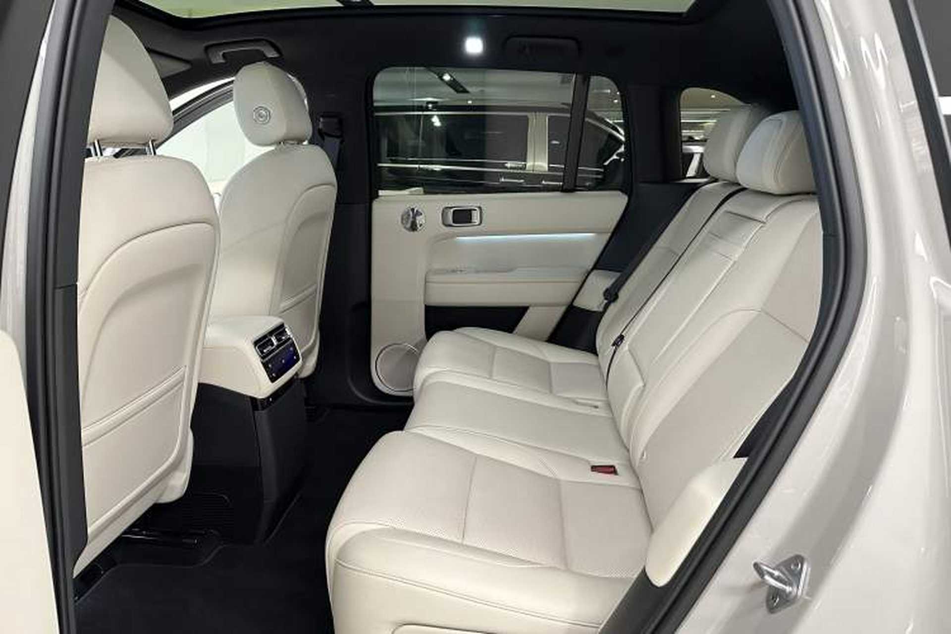 Used Li Auto L6 2025 Max Smart Refresh Edition Interior 11