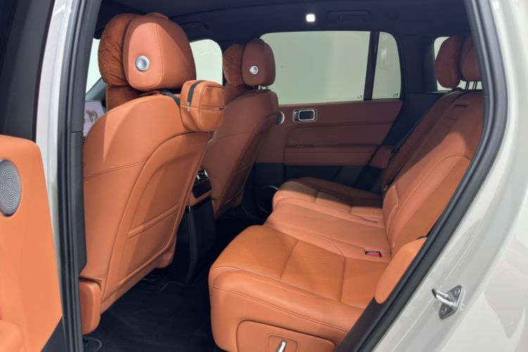 Used Li Auto L6 2025 Pro Smart Refresh Edition Interior 3