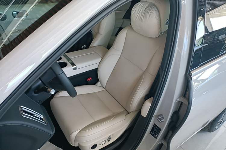 Used Li Auto L6 2025 Max Smart Refresh Edition Left Front Seat