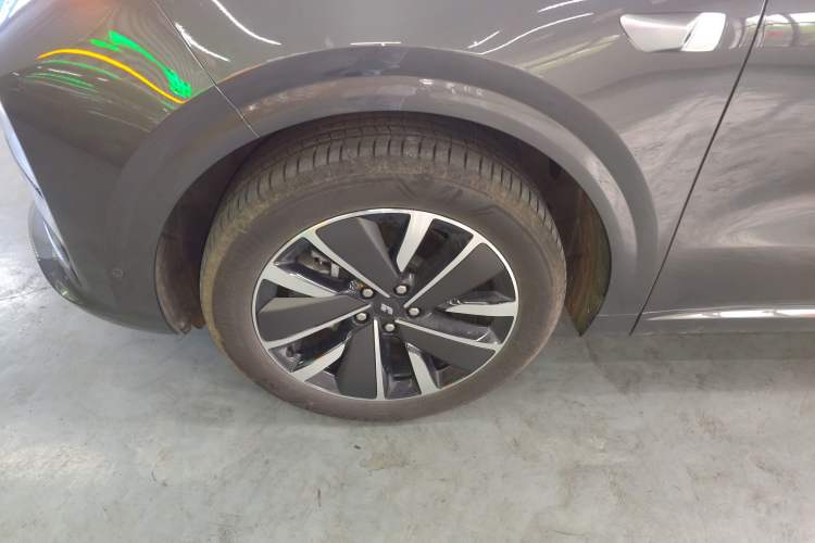 Used Li Auto L6 2025 Pro Smart Refresh Edition Left Front Wheel Hub