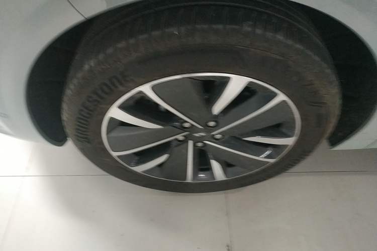 Used Li Auto L6 2025 Pro Smart Refresh Edition Left Front Wheel Hub