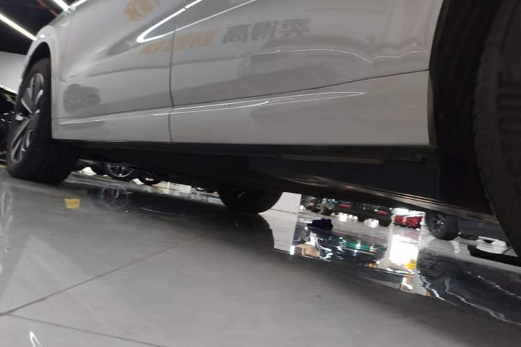 Used Li Auto L6 2025 Pro Smart Refresh Edition Left Side Sill