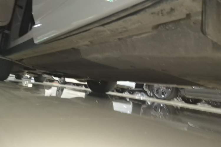 Used Li Auto L6 2025 Pro Smart Refresh Edition Left Side Sill