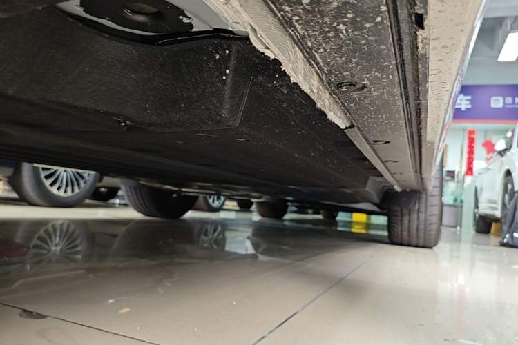 Used Li Auto L6 2025 Max Smart Refresh Edition Left Side Sill