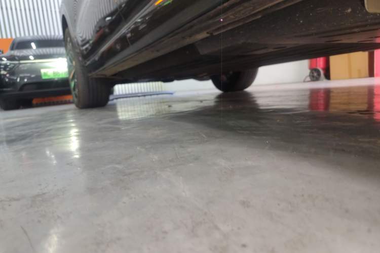 Used Li Auto L6 2025 Pro Smart Refresh Edition Left Side Sill