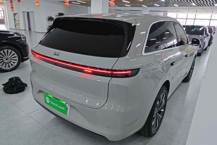 Used Li Auto L6 2025 Pro Smart Refresh Edition Rear Right 45 Deg