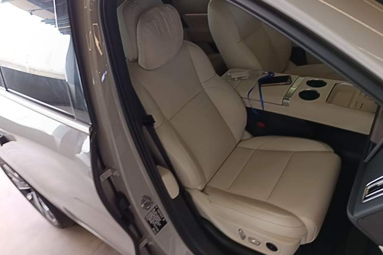 Used Li Auto L6 2025 Pro Smart Refresh Edition Right Front Seat