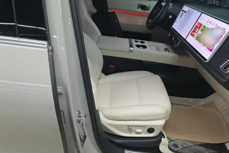 Used Li Auto L6 2025 Pro Smart Refresh Edition Right Front Seat
