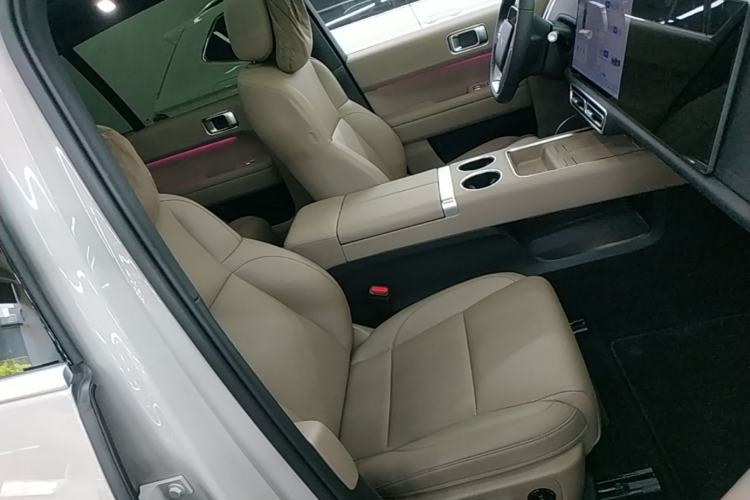 Used Li Auto L6 2025 Max Smart Refresh Edition Right Front Seat