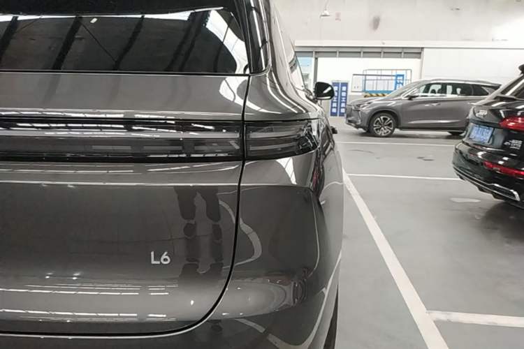 Used Li Auto L6 2025 Pro Smart Refresh Edition Right Rear Taillight