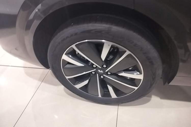 Used Li Auto L6 2025 Max Smart Refresh Edition Right Rear Wheel Hub