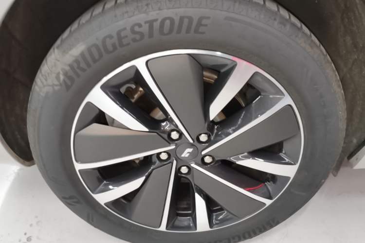 Used Li Auto L6 2025 Max Smart Refresh Edition Right Rear Wheel Hub