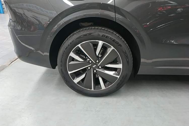 Used Li Auto L6 2025 Pro Smart Refresh Edition Right Rear Wheel Hub