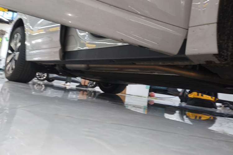 Used Li Auto L6 2025 Pro Smart Refresh Edition Right Side Sill