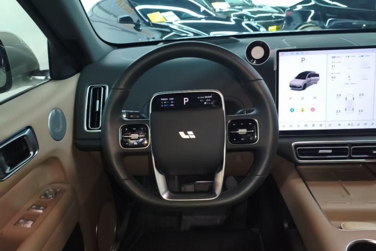 Used Li Auto L6 2025 Pro Smart Refresh Edition Steering Wheel
