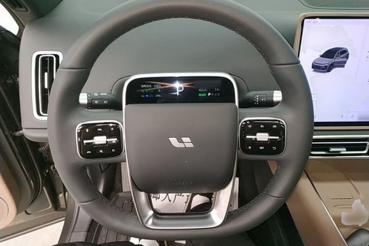 Used Li Auto L6 2025 Pro Smart Refresh Edition Steering Wheel