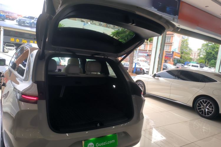 Used Li Auto L6 2025 Pro Smart Refresh Edition Trunk