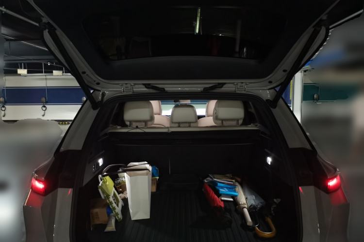 Used Li Auto L6 2025 Max Smart Refresh Edition Trunk