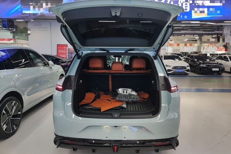 Used Li Auto L6 2025 Max Smart Refresh Edition Trunk