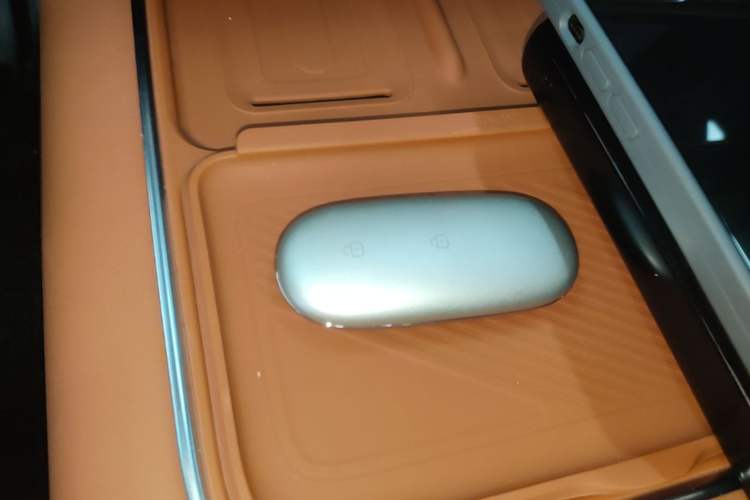 Used Li Auto L6 2025 Pro Smart Refresh Edition Vehicle Key