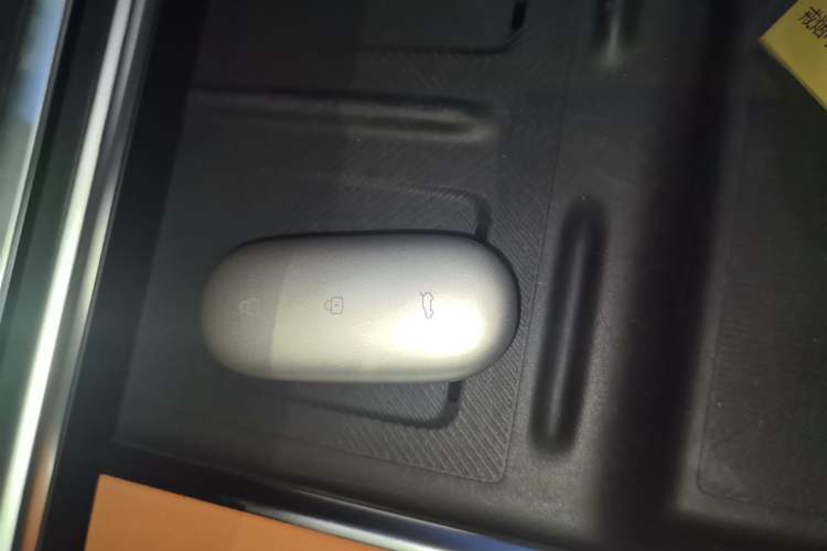 Used Li Auto L6 2025 Max Smart Refresh Edition Vehicle Key