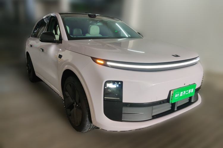 Used Li Auto L6 2025 Max Smart Refresh Edition Front Right 45 Deg