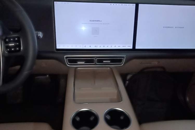 Used Li Auto L6 2025 Max Smart Refresh Edition Audio And AC Panel