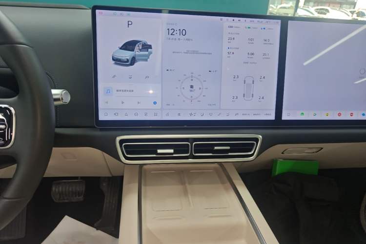 Used Li Auto L6 2025 Max Smart Refresh Edition Audio And AC Panel