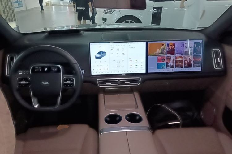 Used Li Auto L6 2025 Max Smart Refresh Edition Center Console