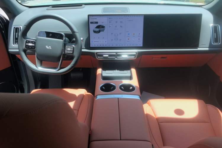 Used Li Auto L6 2025 Max Smart Refresh Edition Center Console