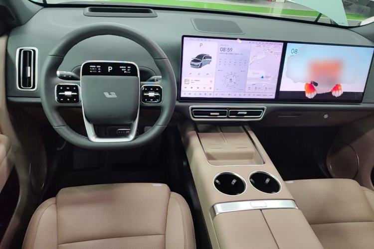 Used Li Auto L6 2025 Max Smart Refresh Edition Center Console