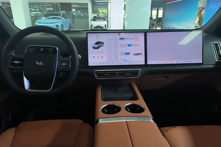 Used Li Auto L6 2025 Max Smart Refresh Edition Center Console