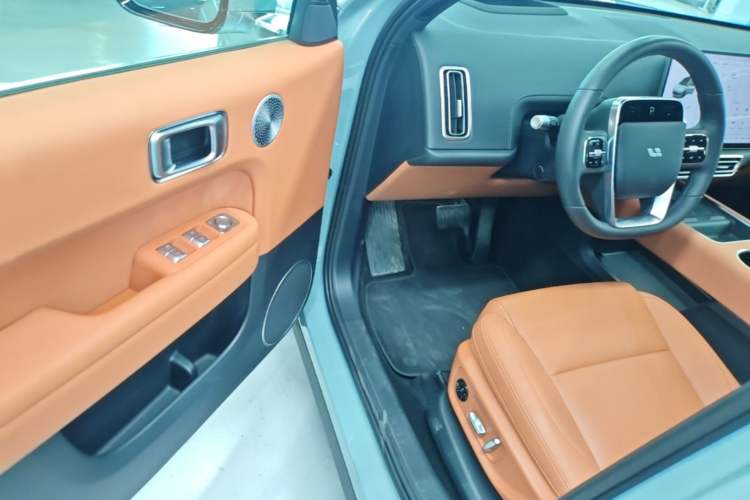 Used Li Auto L6 2025 Max Smart Refresh Edition Driver Seat
