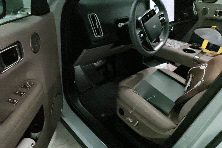 Used Li Auto L6 2025 Pro Smart Refresh Edition Driver Seat
