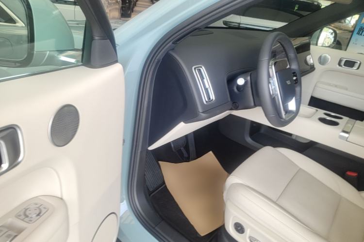 Used Li Auto L6 2025 Pro Smart Refresh Edition Driver Seat