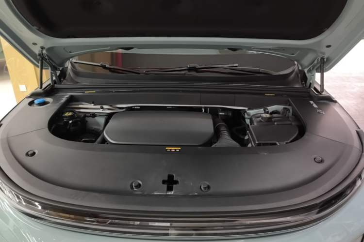 Used Li Auto L6 2025 Max Smart Refresh Edition Engine Bay