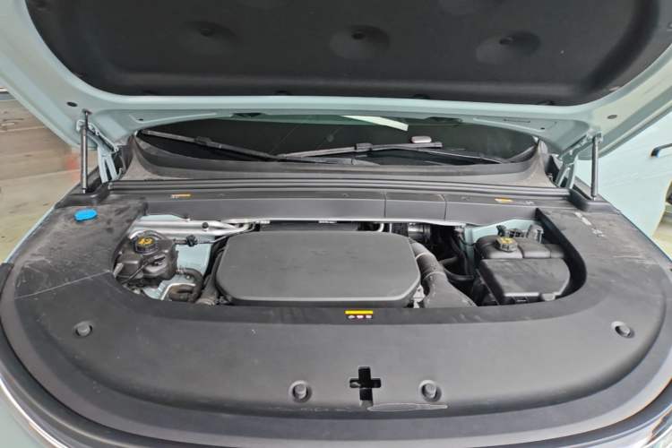Used Li Auto L6 2025 Max Smart Refresh Edition Engine Bay