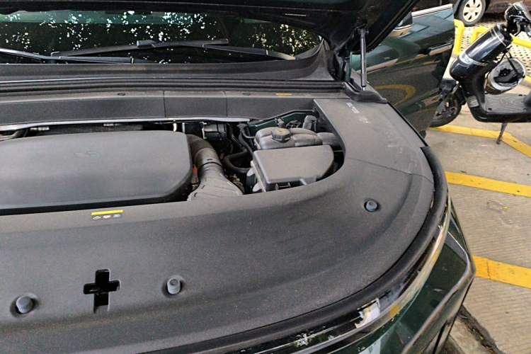 Used Li Auto L6 2025 Max Smart Refresh Edition Engine Bay Left
