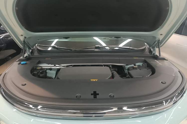 Used Li Auto L6 2025 Max Smart Refresh Edition Engine Bay