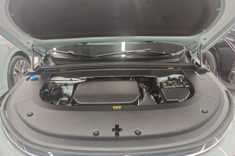 Used Li Auto L6 2025 Max Smart Refresh Edition Engine Bay