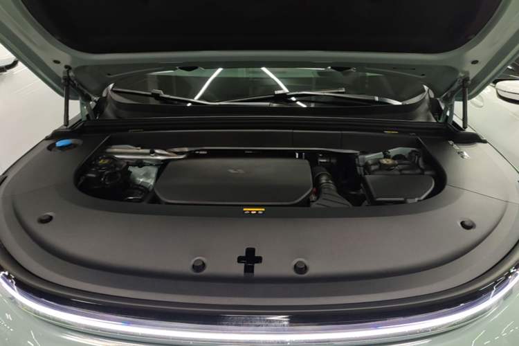 Used Li Auto L6 2025 Max Smart Refresh Edition Engine Bay