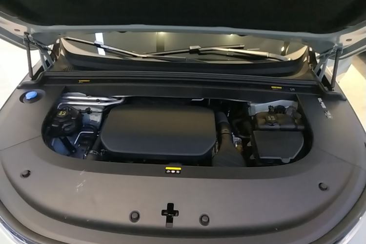Used Li Auto L6 2025 Pro Smart Refresh Edition Engine Bay