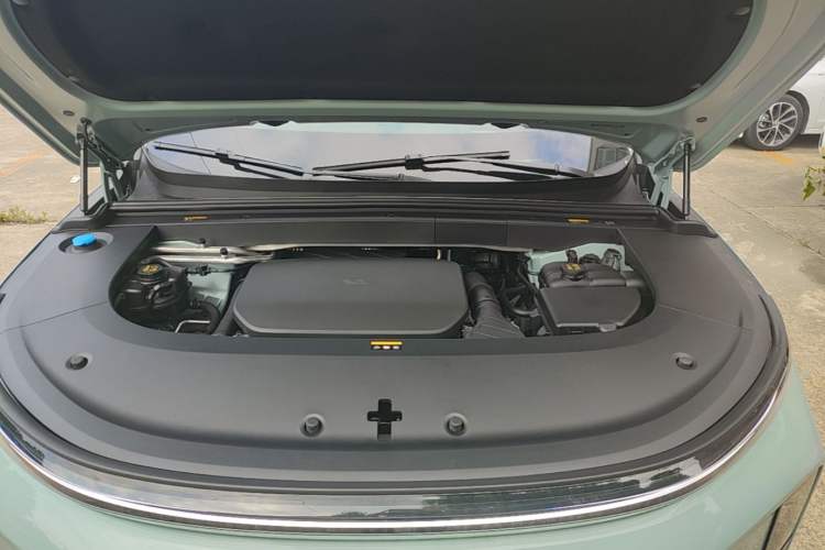 Used Li Auto L6 2025 Max Smart Refresh Edition Engine Bay