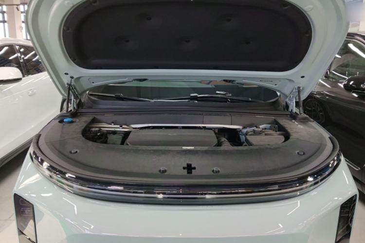Used Li Auto L6 2025 Pro Smart Refresh Edition Engine Bay